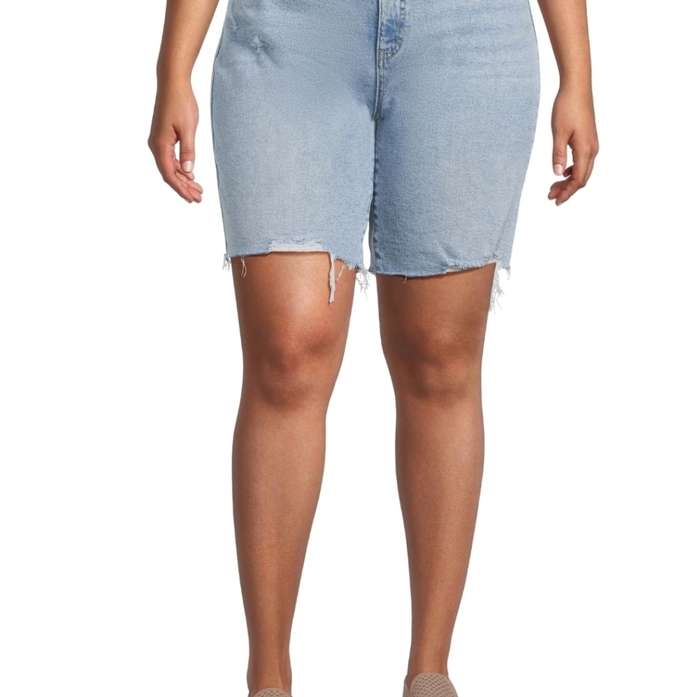 Terra & Sky Women's Plus Size Destructed Bermuda Shorts~Size 22W~NWT~